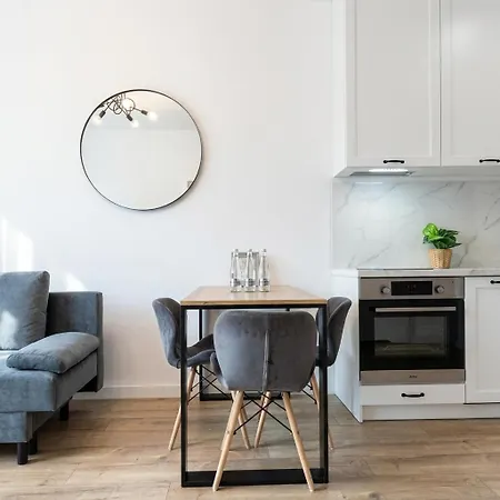 Prime Mokotow Two-bedroom アパート